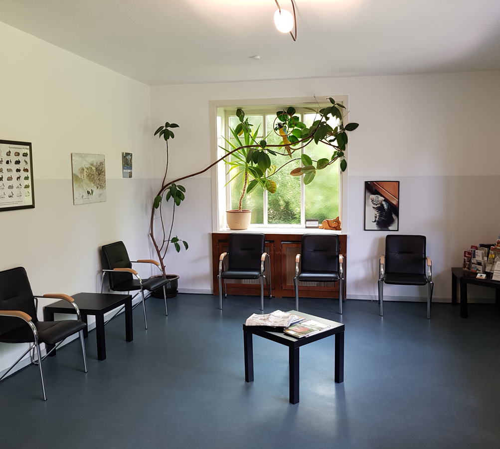 Tierarztpraxis Alfeld Frau Faass Praxisbild